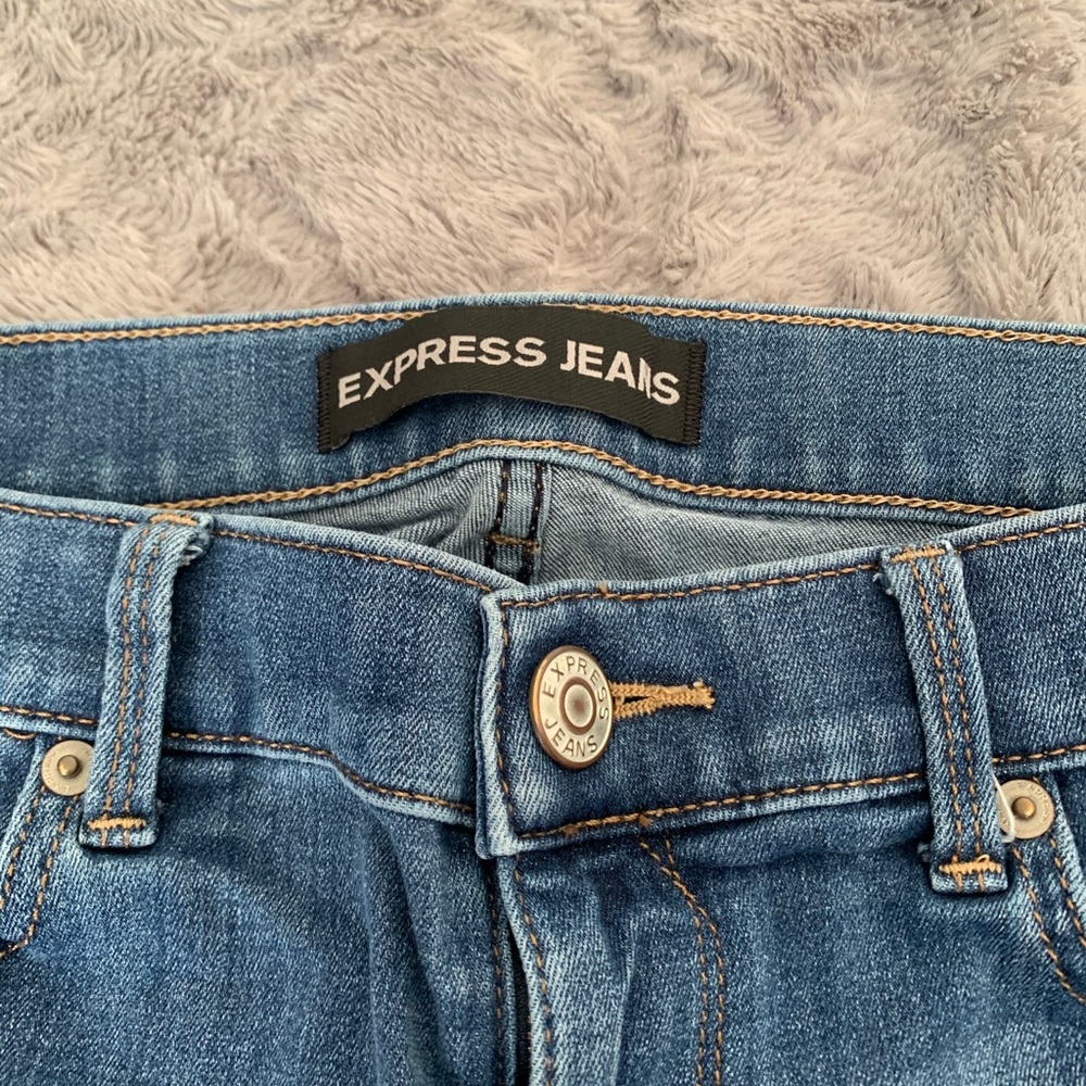 Jeans - Picture 3 of 4